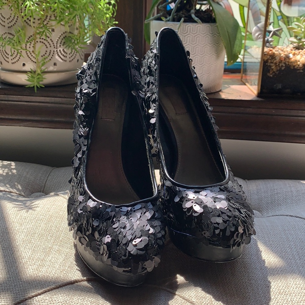 Rachel Roy pumps